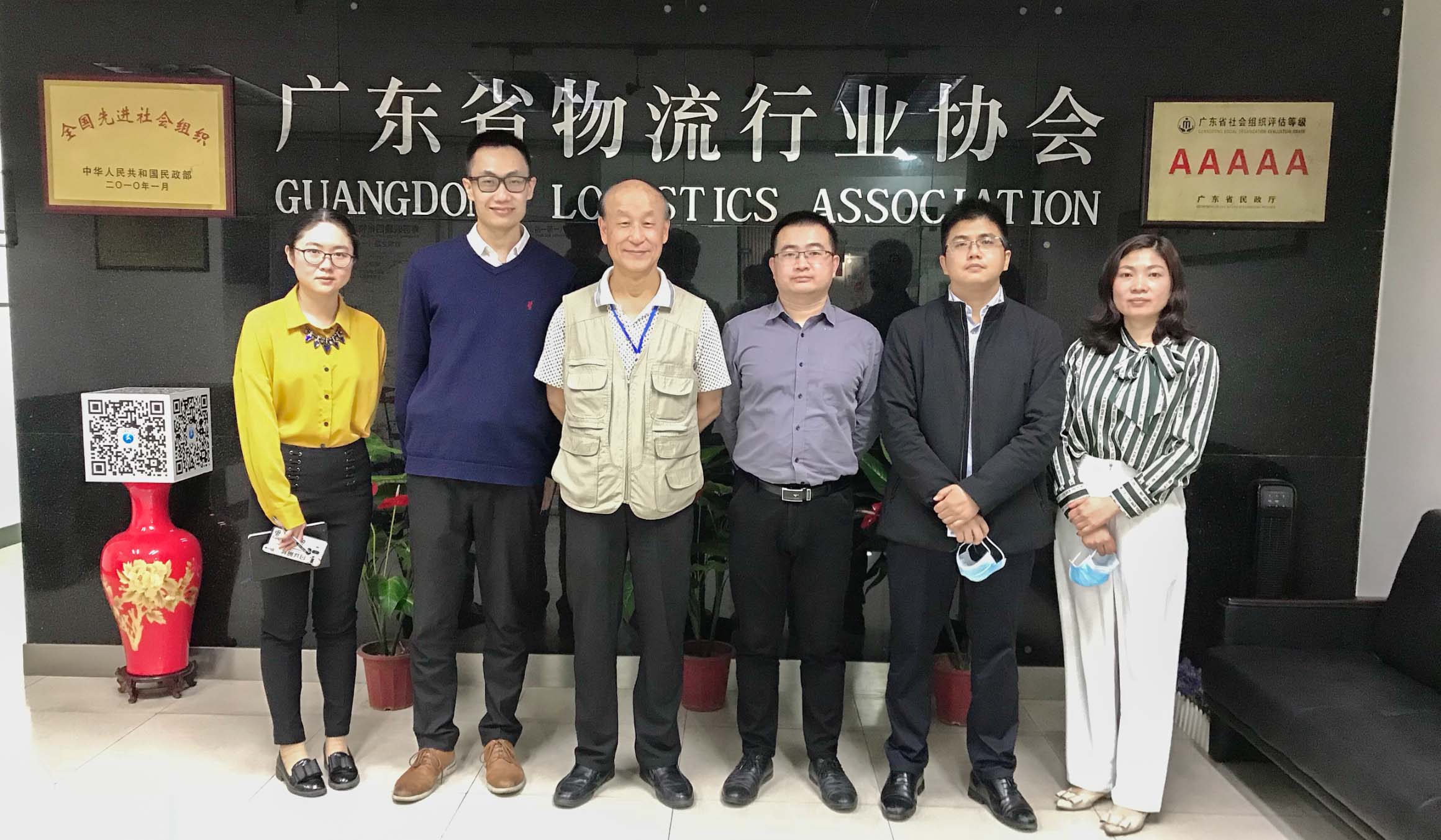 圖片2.jpg 圖片2.jpg