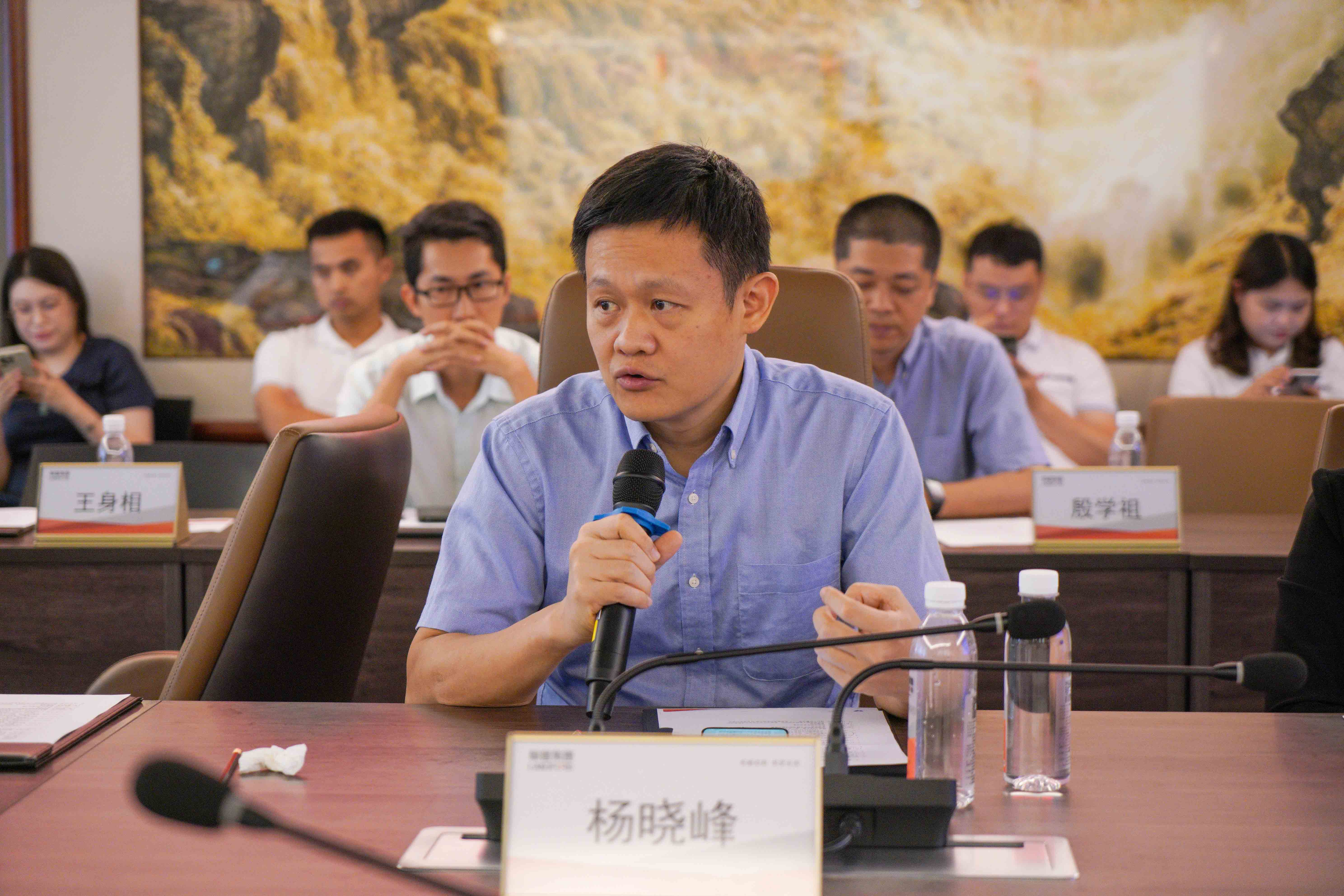 11088467.jpg 11088467.jpg