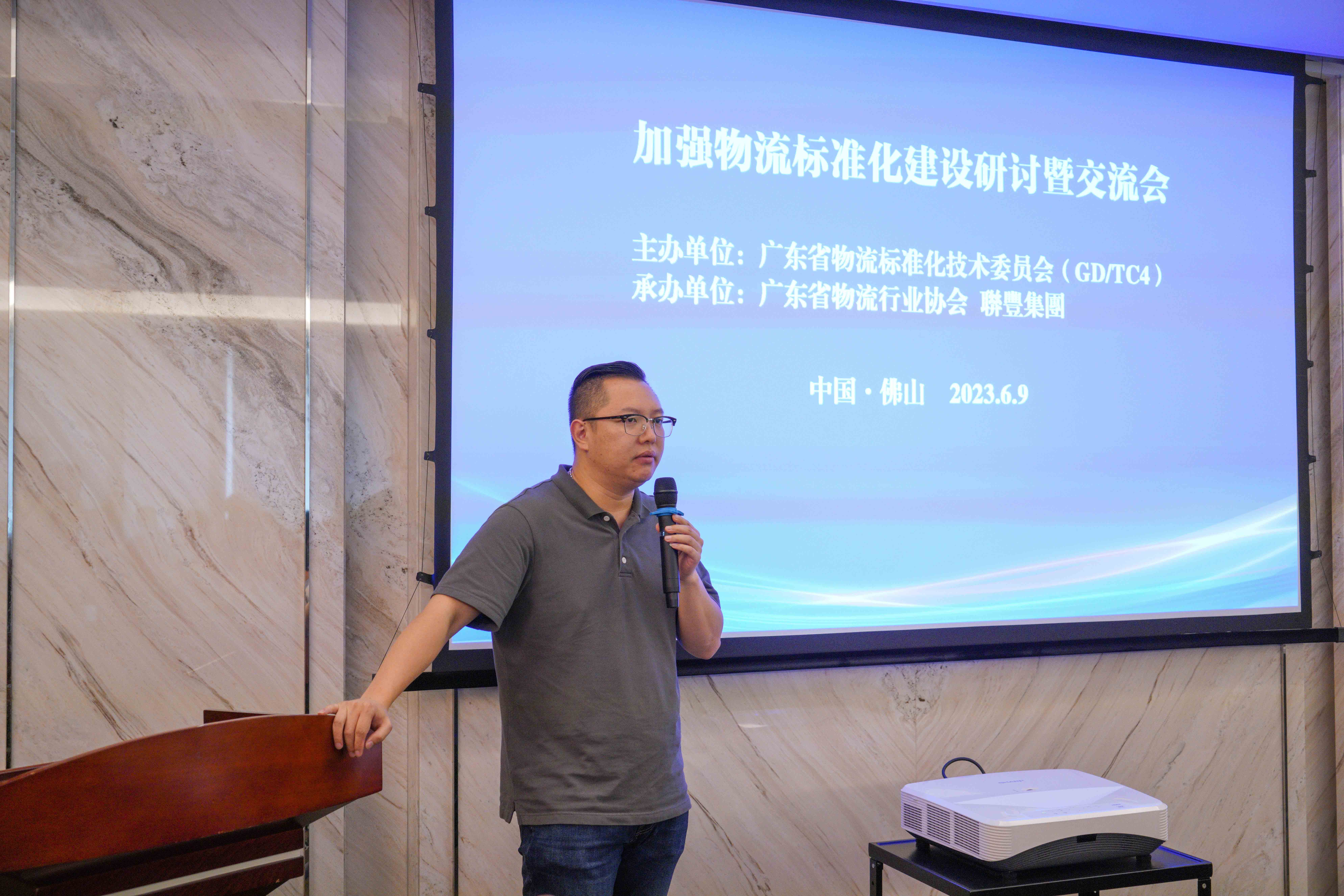 10953343.jpg 10953343.jpg